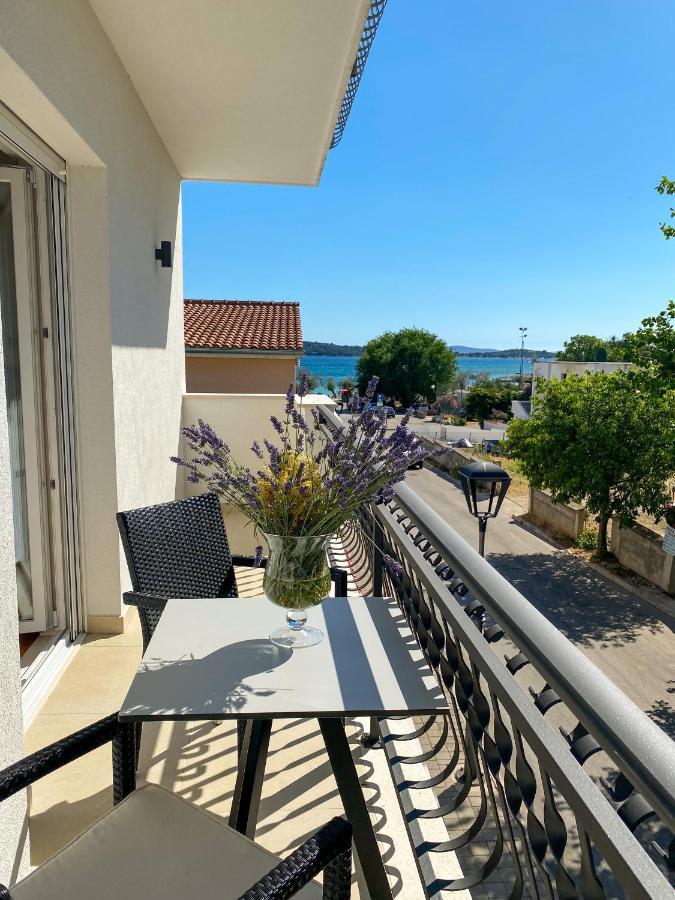 Apartments Dalmatino Vodice Dış mekan fotoğraf
