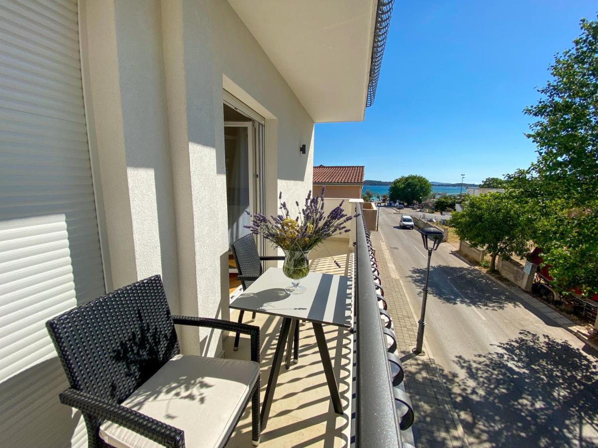 Apartments Dalmatino Vodice Dış mekan fotoğraf