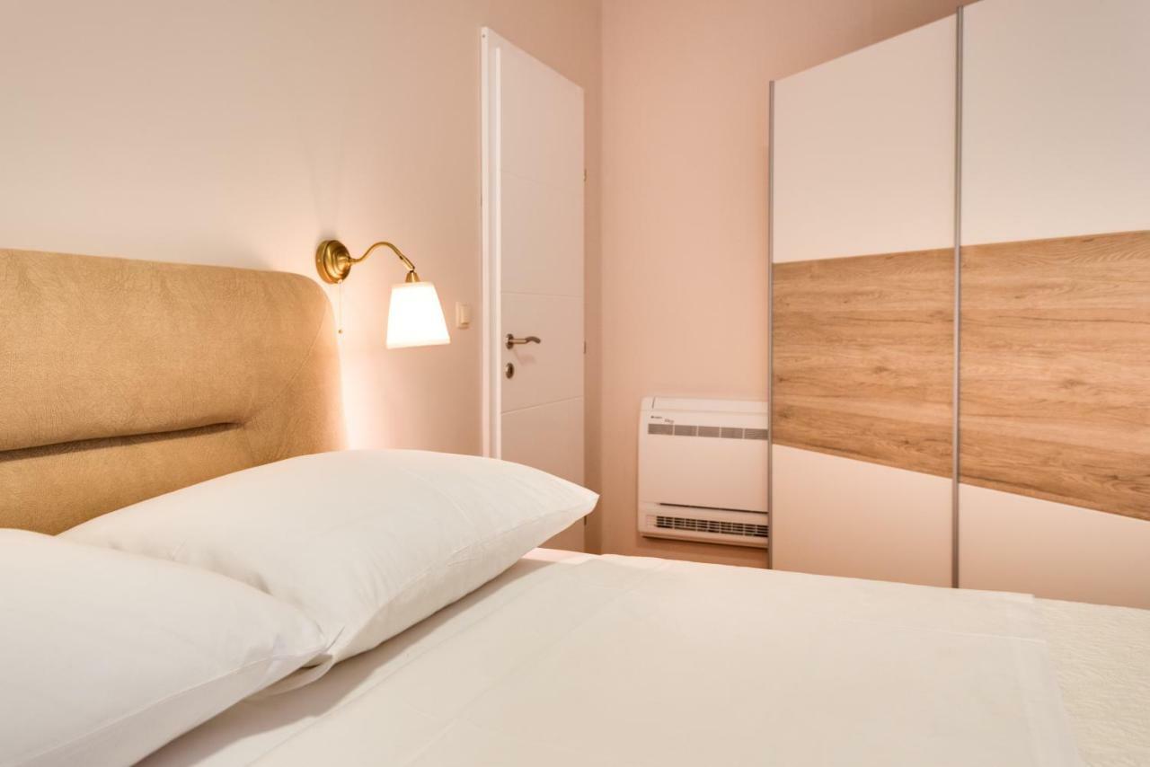 Apartments Dalmatino Vodice Dış mekan fotoğraf
